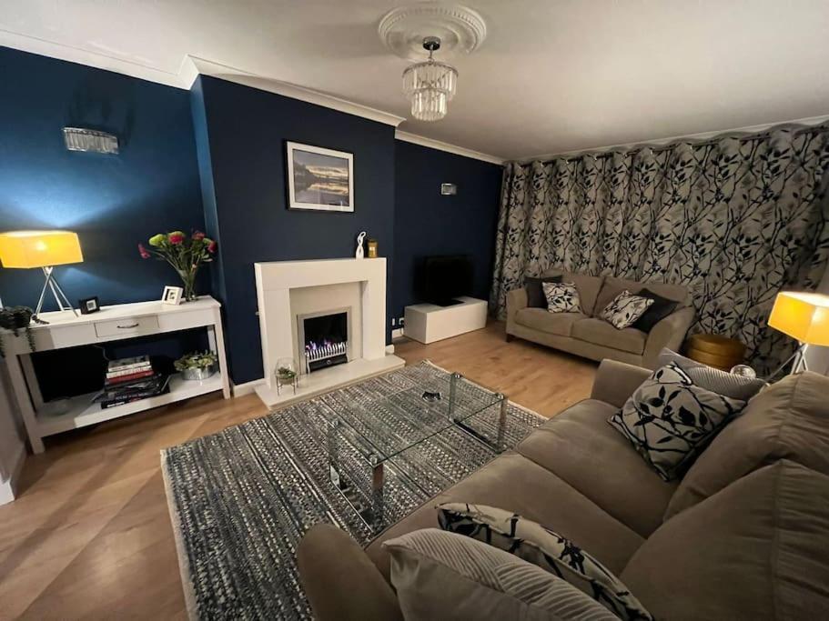Delightful, Central 3 Bedroom House With Garden & Free Parking Інвернесс Екстер'єр фото
