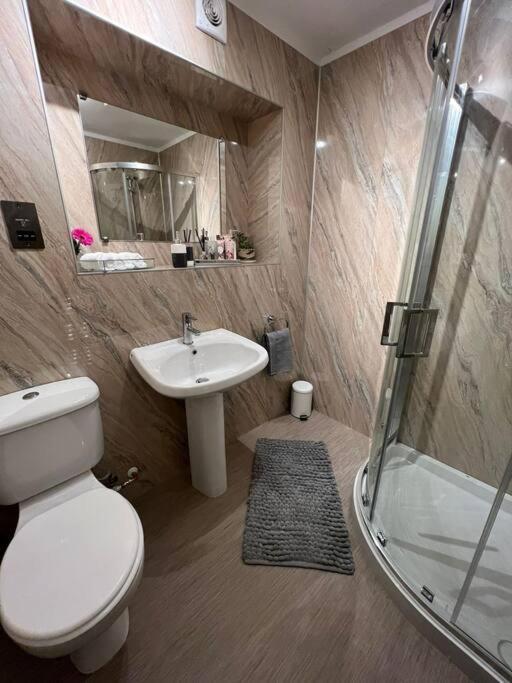 Delightful, Central 3 Bedroom House With Garden & Free Parking Інвернесс Екстер'єр фото